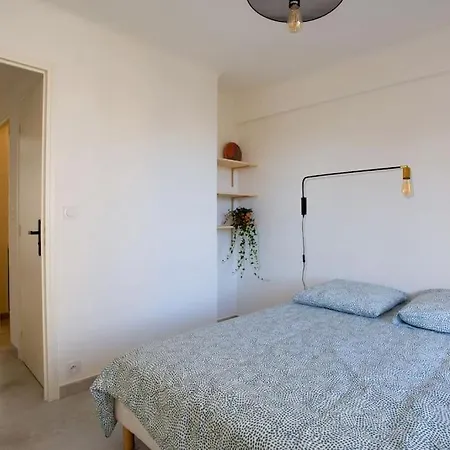 3pieces Au Centre D'antibes 아파트